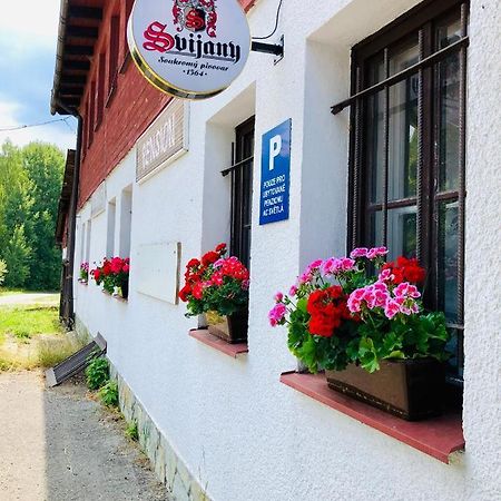Penzion Horska Chata Svetla Tanvald Exteriör bild