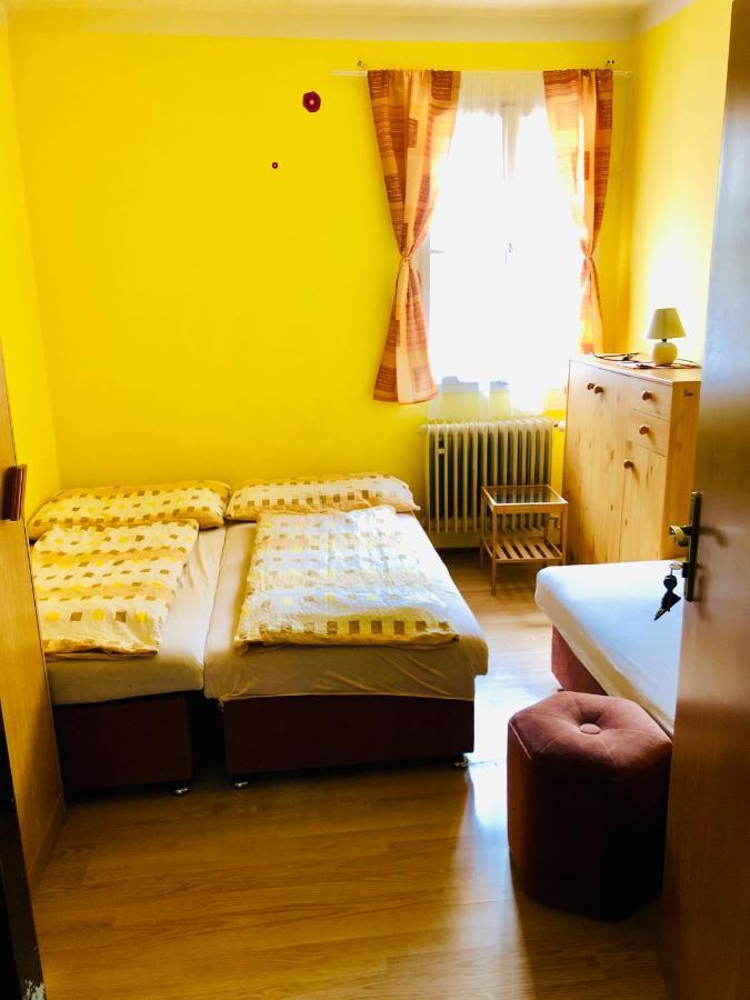 Penzion Horska Chata Svetla Tanvald Exteriör bild